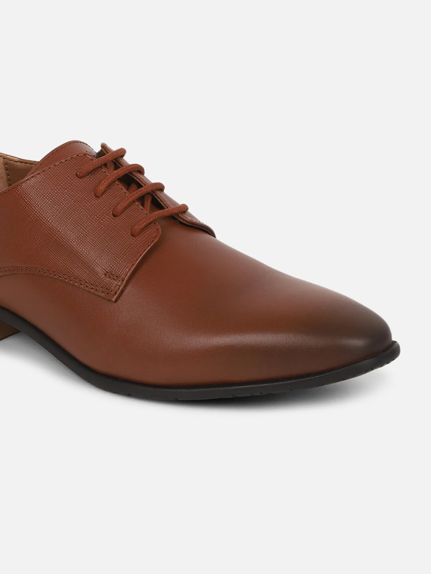 Ezok Men Tan Formal Leather Shoes