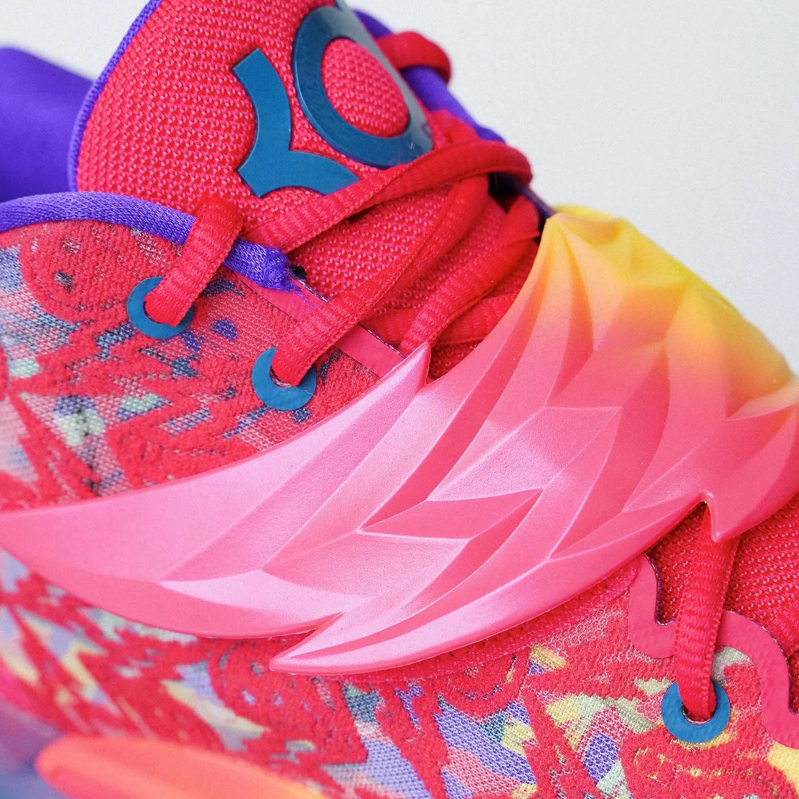 KD14 - 'Ron English Light Cult Crypto Club'