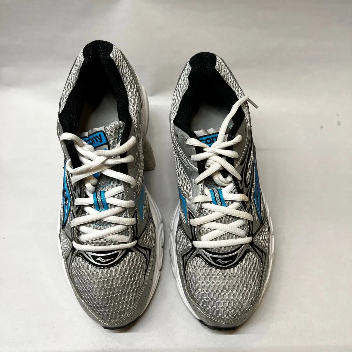 SAUCONY Women's Grid Cohesion 6 -Silver/ Lt. Blue- Running Shoe -Preowned