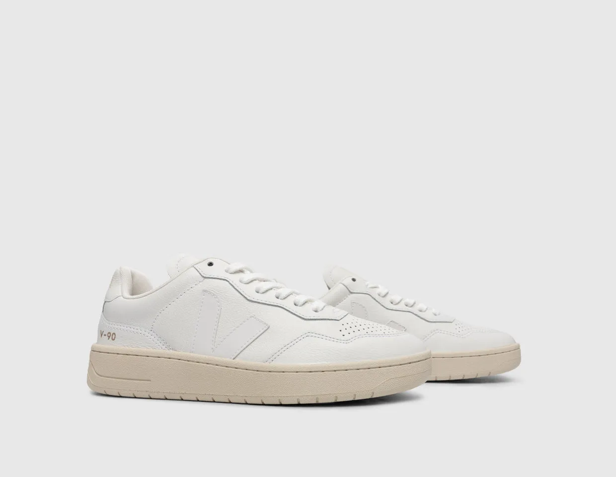 VEJA Women's V-90 / Extra White