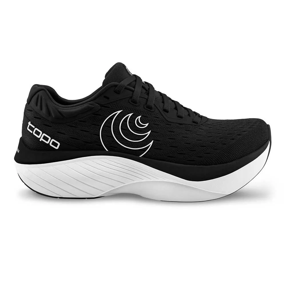 Women's Atmos Running Shoe - Black/White - Regular (B)